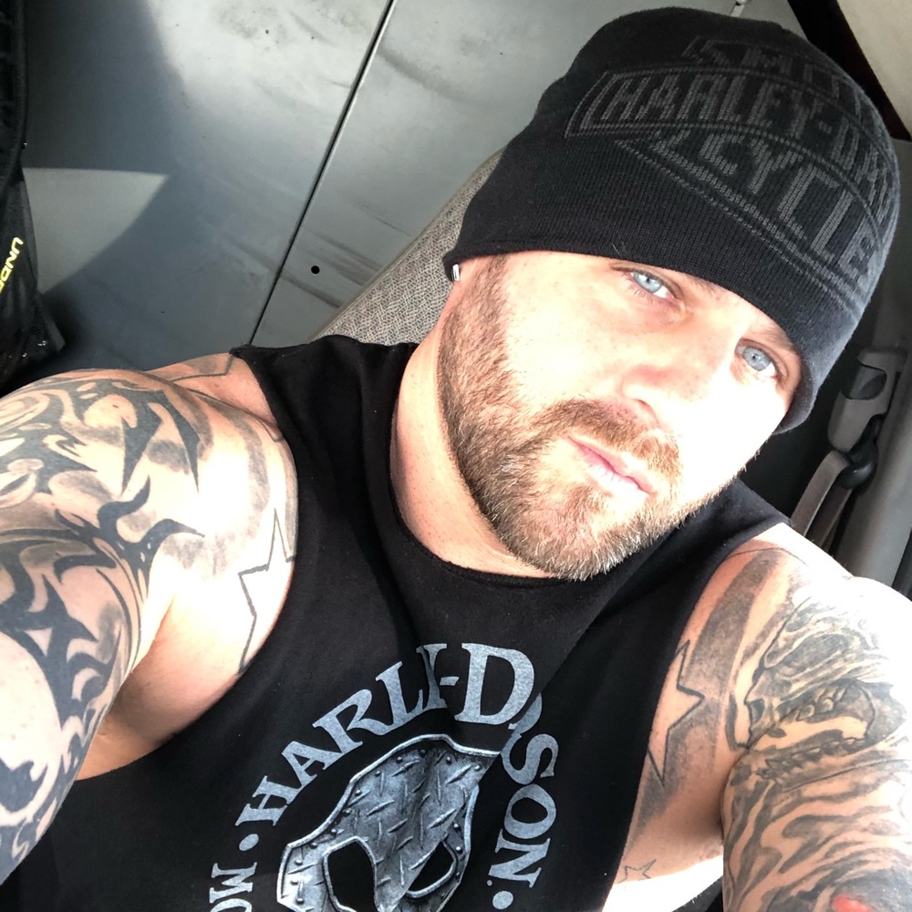 Meet your Posher, Rj